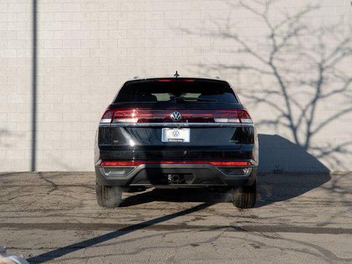 2026 Volkswagen Atlas Cross Sport 2.0T SE w/Technology 4MOTION