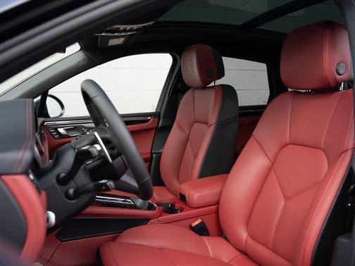 Volcano Grey Metallic 2026 Porsche Macan Macan S