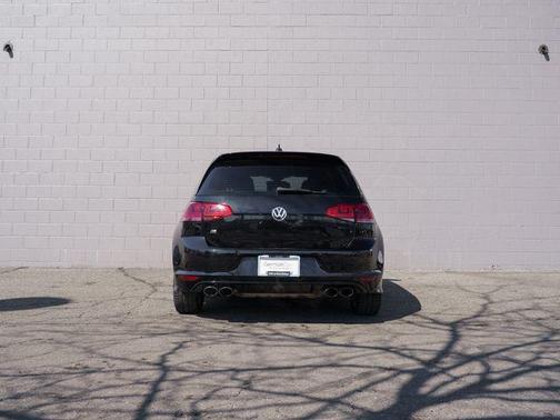 2017 Volkswagen Golf R 2.0T DSG