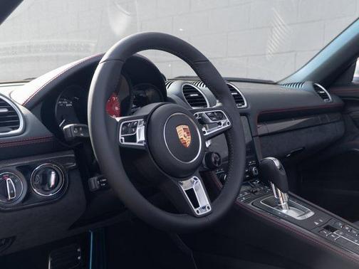 2025 Porsche 718 Boxster GTS 4.0