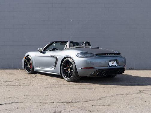 2025 Porsche 718 Boxster GTS 4.0