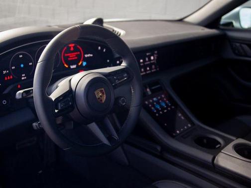 2024 Porsche Taycan 