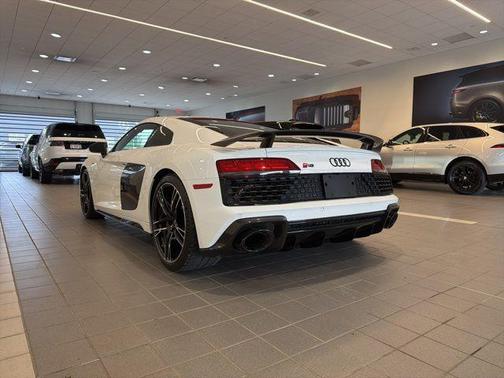 Ibis White 2020 Audi R8 V10 performance quattro S tronic