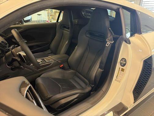 Ibis White 2020 Audi R8 V10 performance quattro S tronic