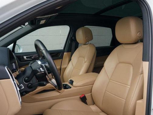 2021 Porsche Cayenne Cayenne
