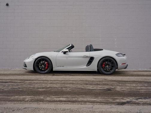2024 Porsche 718 Boxster GTS 4.0