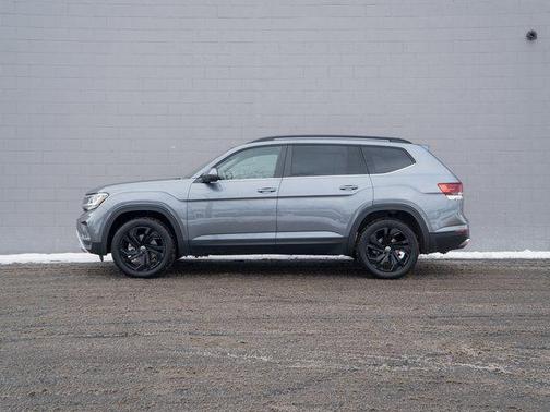 2023 Volkswagen Atlas 3.6L SE w/Technology