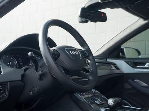 2014 Audi S8 4.0T