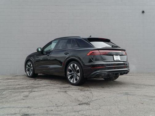 Mythos Black Metallic 2026 Audi Q8 55 Premium Plus