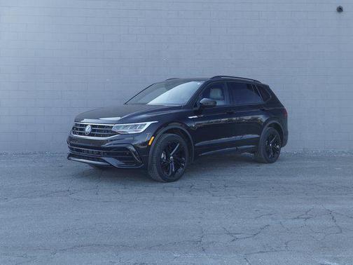 2024 Volkswagen Tiguan 2.0T SE R-Line Black 4MOTION