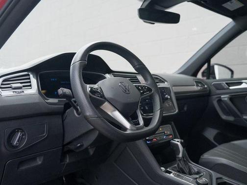 2024 Volkswagen Tiguan 2.0T SE R-Line Black 4MOTION
