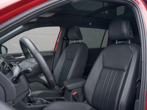 2024 Volkswagen Tiguan 2.0T SE R-Line Black 4MOTION