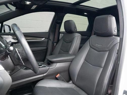 2022 Cadillac XT5 Sport