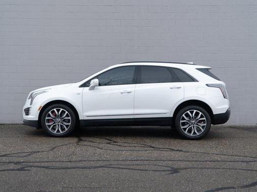 2022 Cadillac XT5 Sport