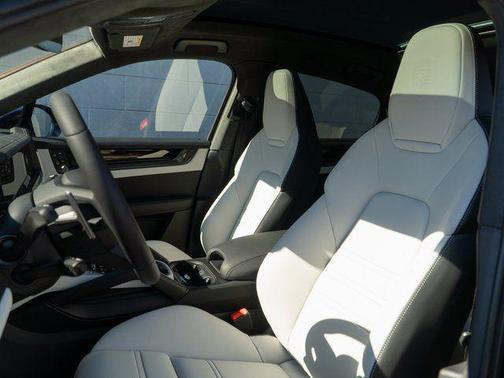 2026 Porsche Cayenne GTS