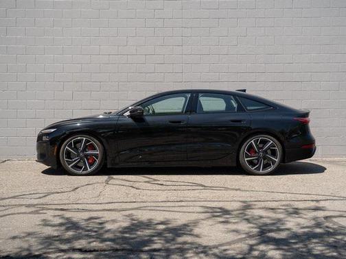 2025 Audi S6 e-tron Premium Plus