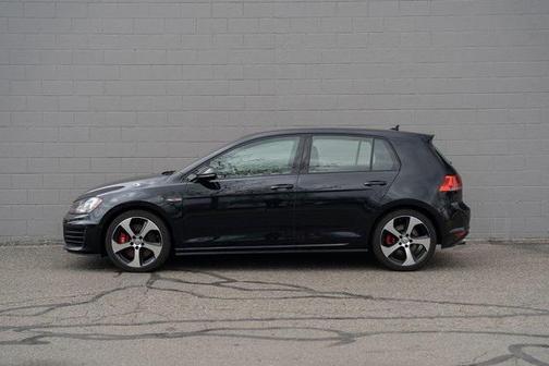 2016 Volkswagen Golf GTI 2.0T Autobahn w/Performance Package 4-Door