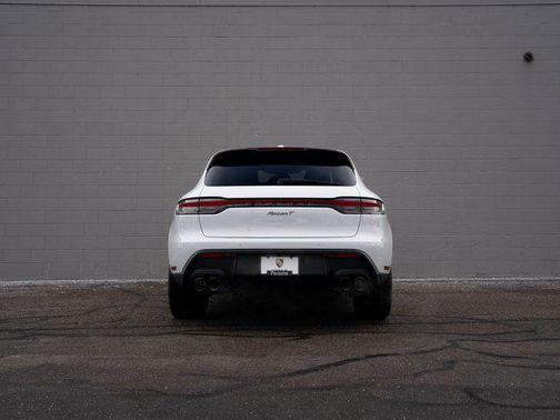 2026 Porsche Macan T