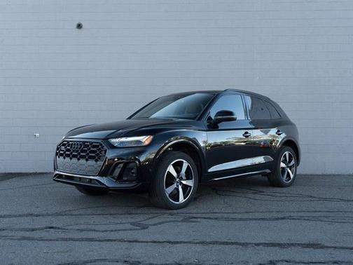 2023 Audi Q5 45 S line Prestige