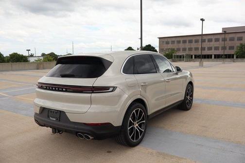 2024 Porsche Cayenne S