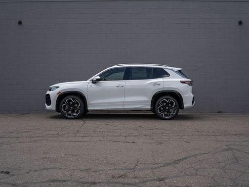 opal white pearl 2026 Volkswagen Tiguan 2.0T SEL R-Line 4MOTION