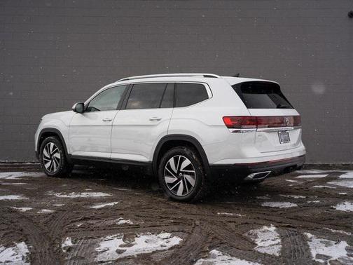 2025 Volkswagen Atlas 2.0T SEL