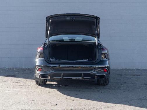 2026 Audi A6 Premium Plus quattro S tronic