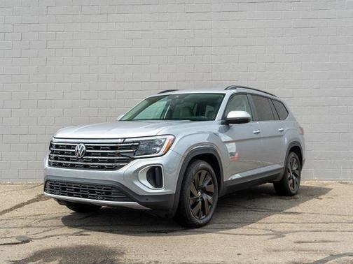 2024 Volkswagen Atlas 2.0T SE w/Technology 4MOTION
