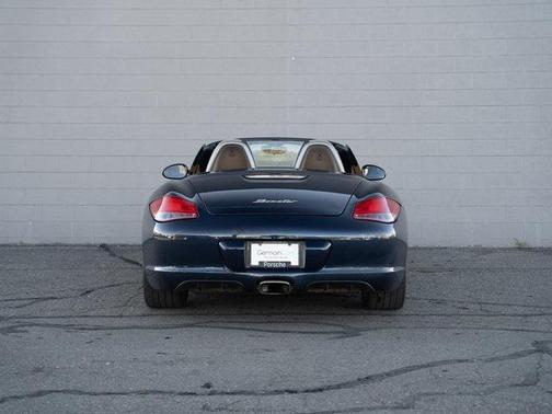 2010 Porsche Boxster Base (M6)