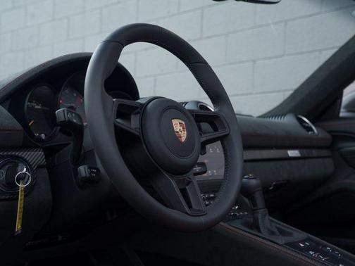 2024 Porsche 718 Spyder RS