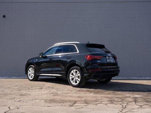 2025 Audi Q3 45 S line Premium Plus