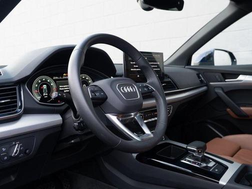 2025 Audi Q5 45 S line Premium