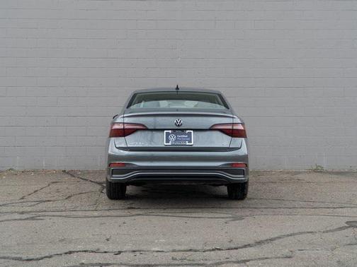 2022 Volkswagen Jetta 1.5T SE