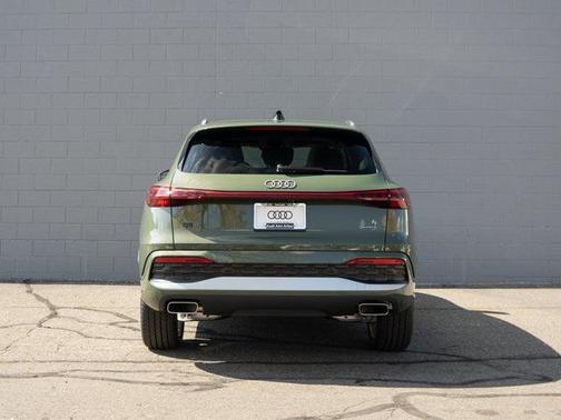 2025 Audi Q5 Premium Plus