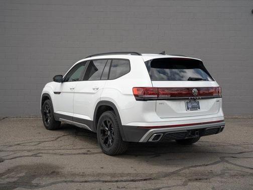 2024 Volkswagen Atlas 2.0T SEL
