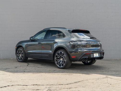2026 Porsche Macan