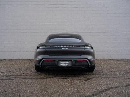 2023 Porsche Taycan 