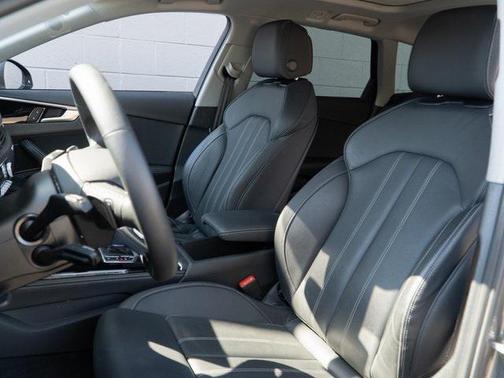 2022 Audi A4 allroad Prestige 45 TFSI quattro S tronic