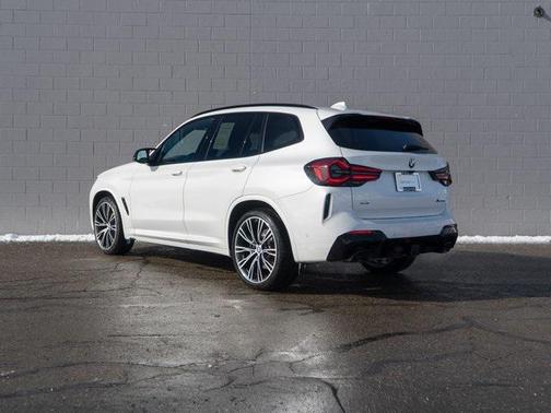 2024 BMW X3 M40i