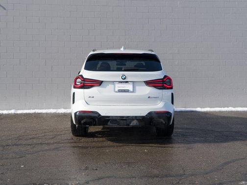 2024 BMW X3 M40i