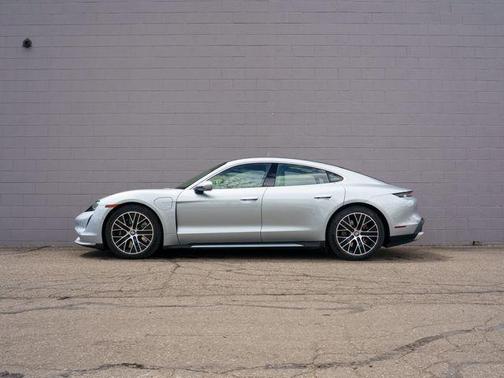 Dolomite Silver Metallic 2020 Porsche Taycan Turbo
