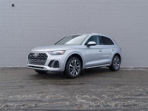 2023 Audi Q5 45 S line Premium Plus