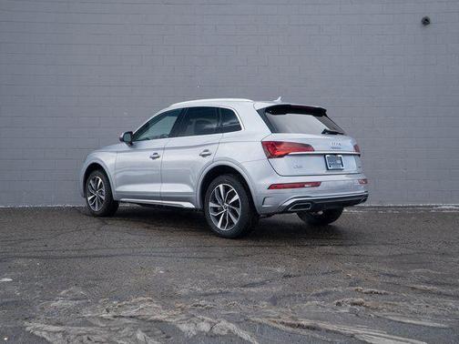 2023 Audi Q5 45 S line Premium Plus