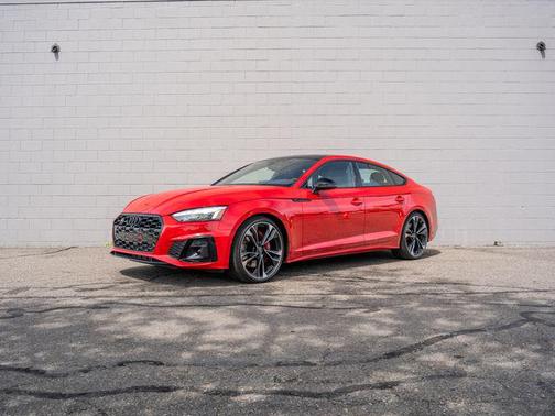 Tango Red Metallic 2023 Audi S5 Premium Plus TFSI quattro Tiptronic