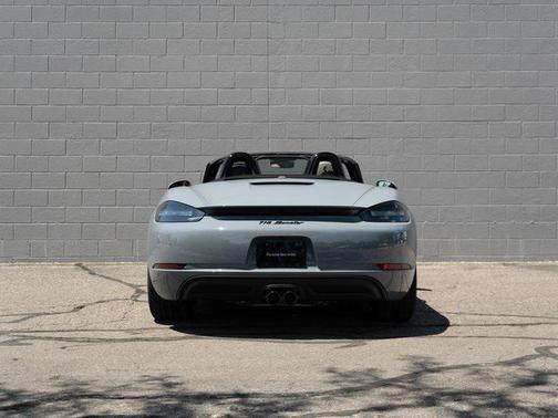 2025 Porsche 718 Boxster Style Edition