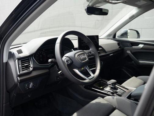 2025 Audi Q5 45 S line Premium Plus
