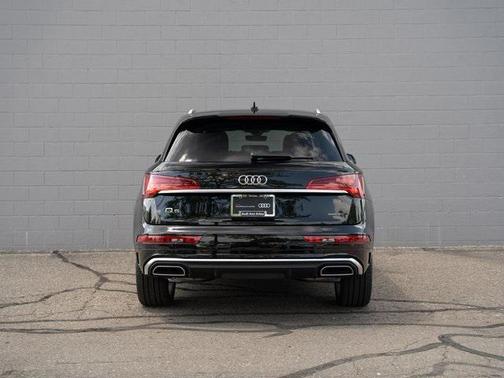 2025 Audi Q5 45 S line Premium Plus