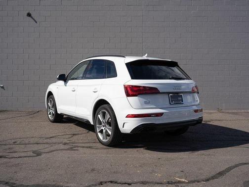 2025 Audi Q5 45 S line Premium