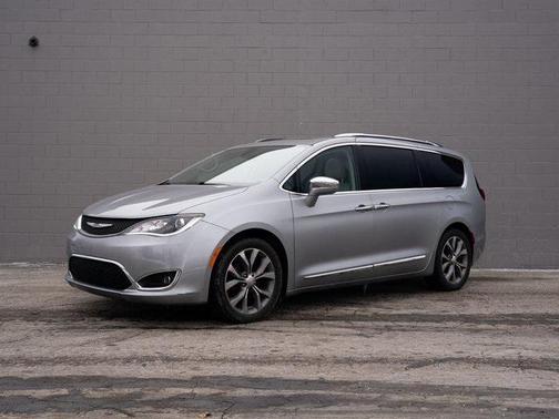 2019 Chrysler Pacifica Limited