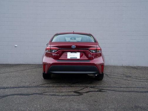 2025 Toyota Corolla Hybrid XLE